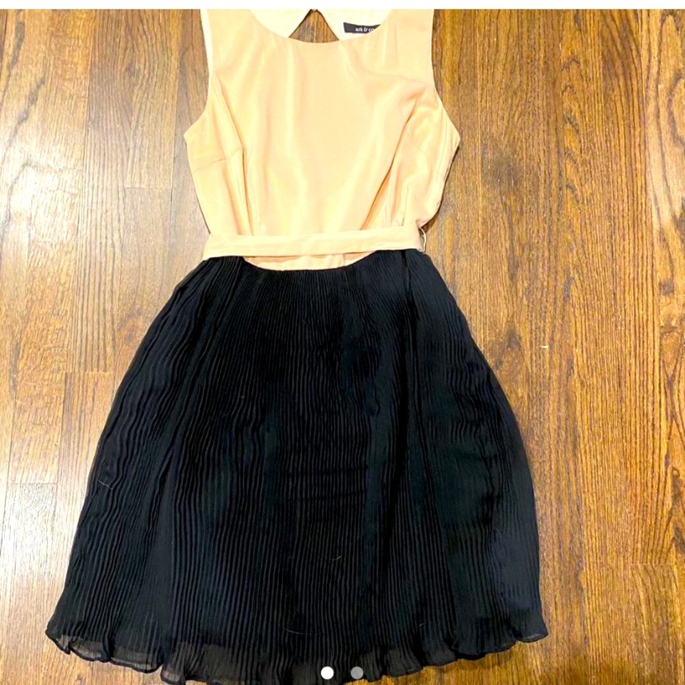 Medium Ark & Co party or going out dress!